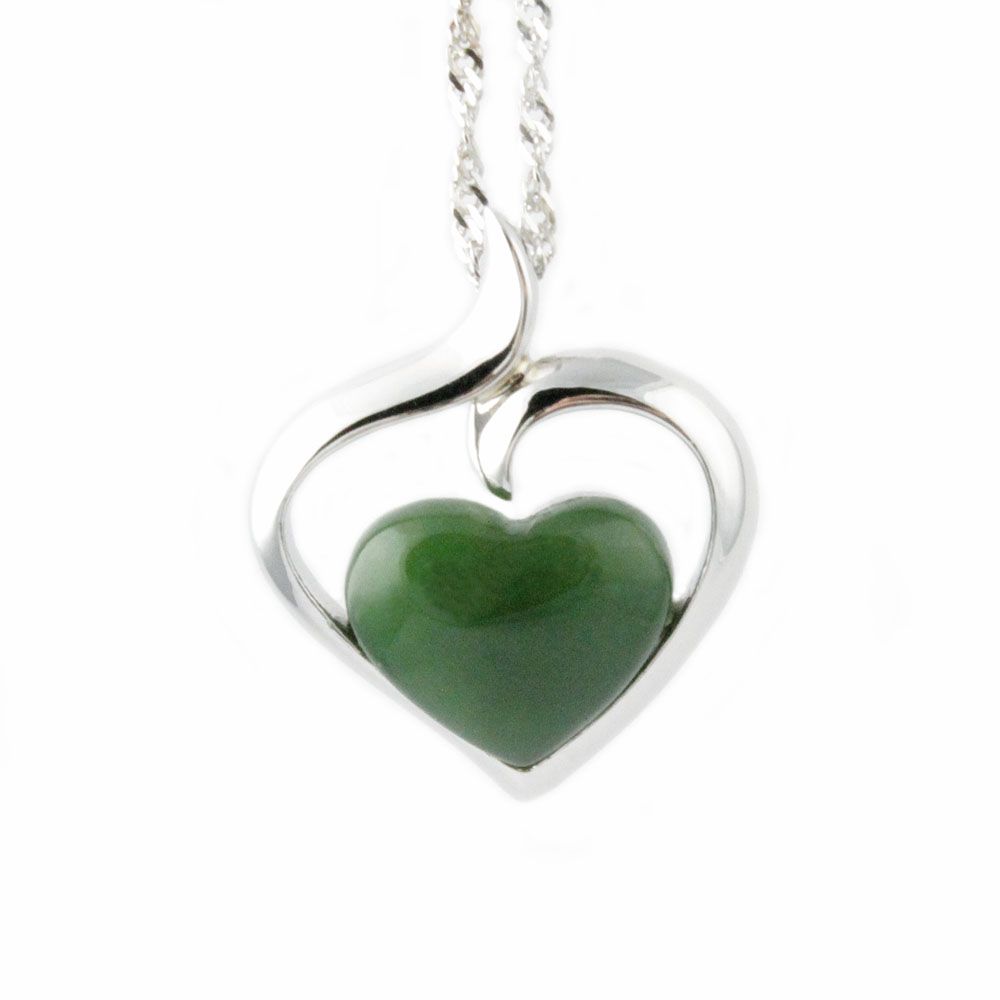 Jade Rituals Exquisite Heart Chakra Necklace